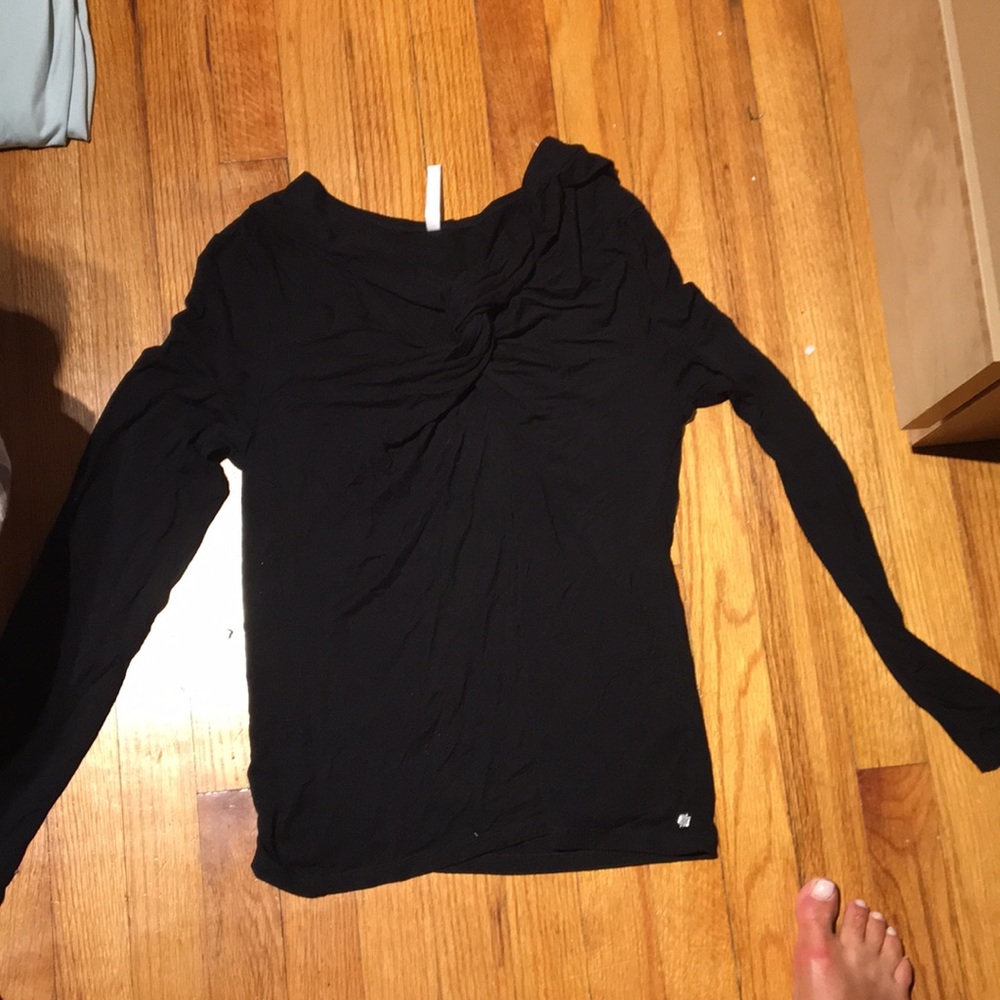 Fabletics Black Long-Sleeve Twist Front Top - image 1